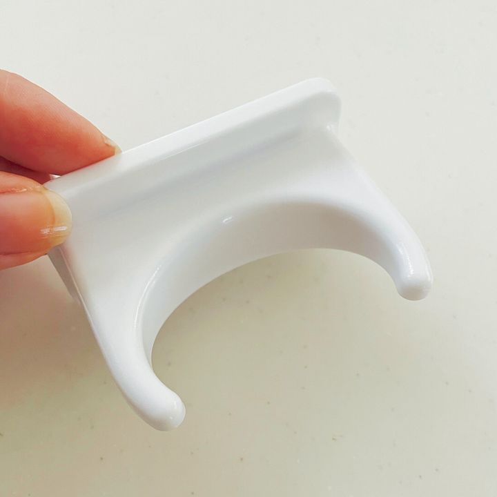 ダイソー ソープつきシェーバーの浴室収納に困ったらこれ 専用ホルダーありますっ サンキュ ダイソー ソープつきシェーバーの浴室収納に困ったらこれ 専用ホルダーありますっ サンキュ