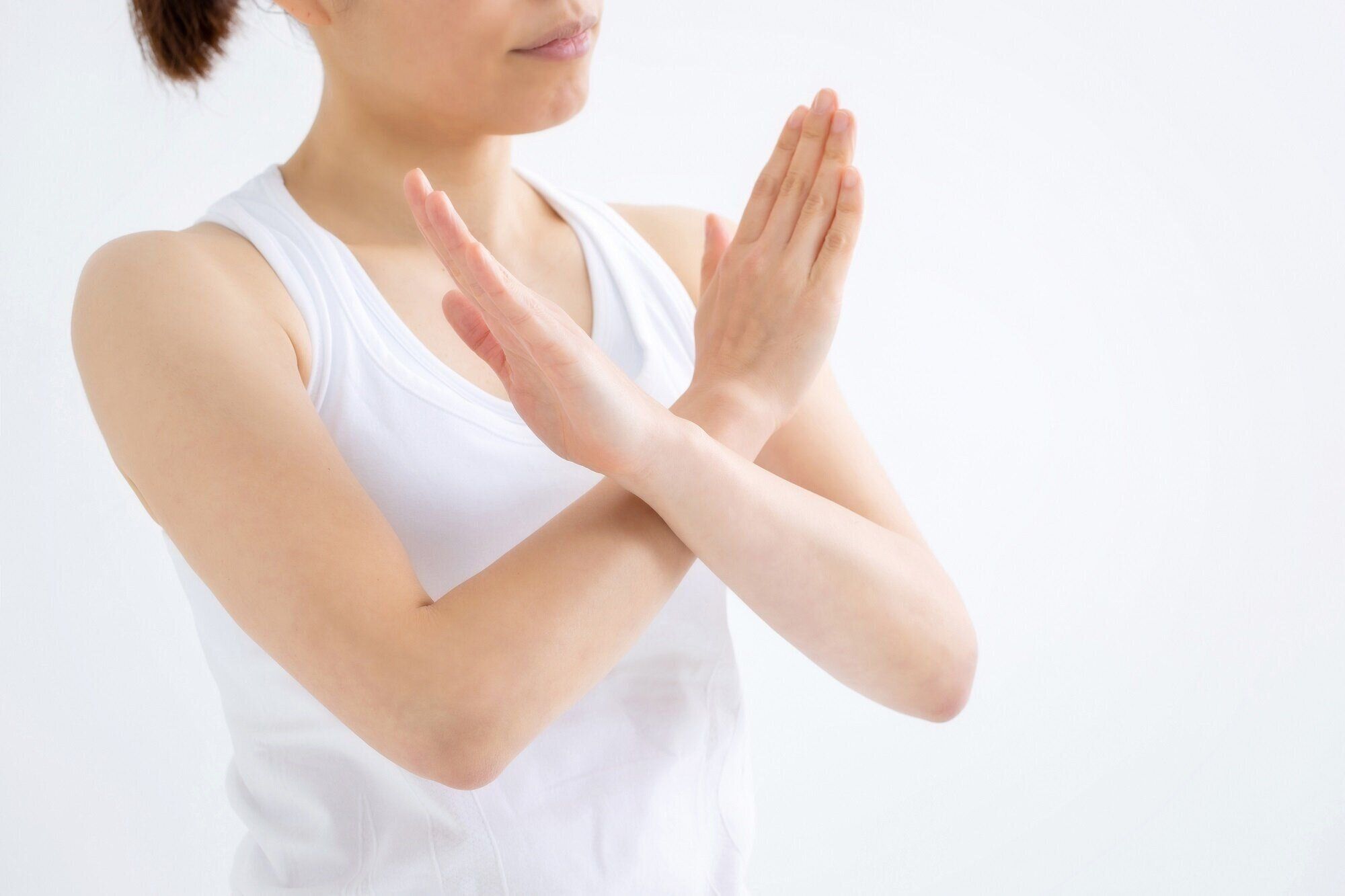 40代が着ると「地雷」になりやすい夏アイテムって!?