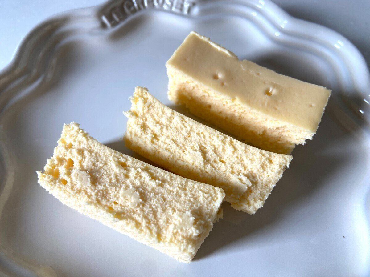 ニューヨークチーズケーキカット