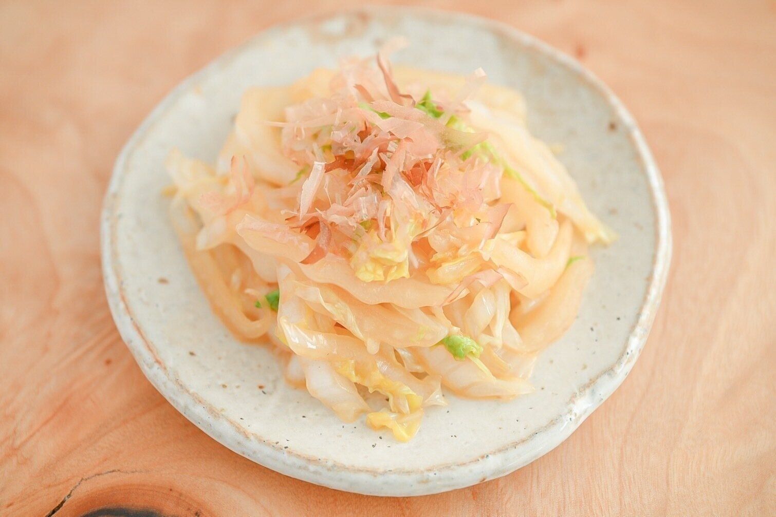 皿に盛られた白菜のポン酢炒め