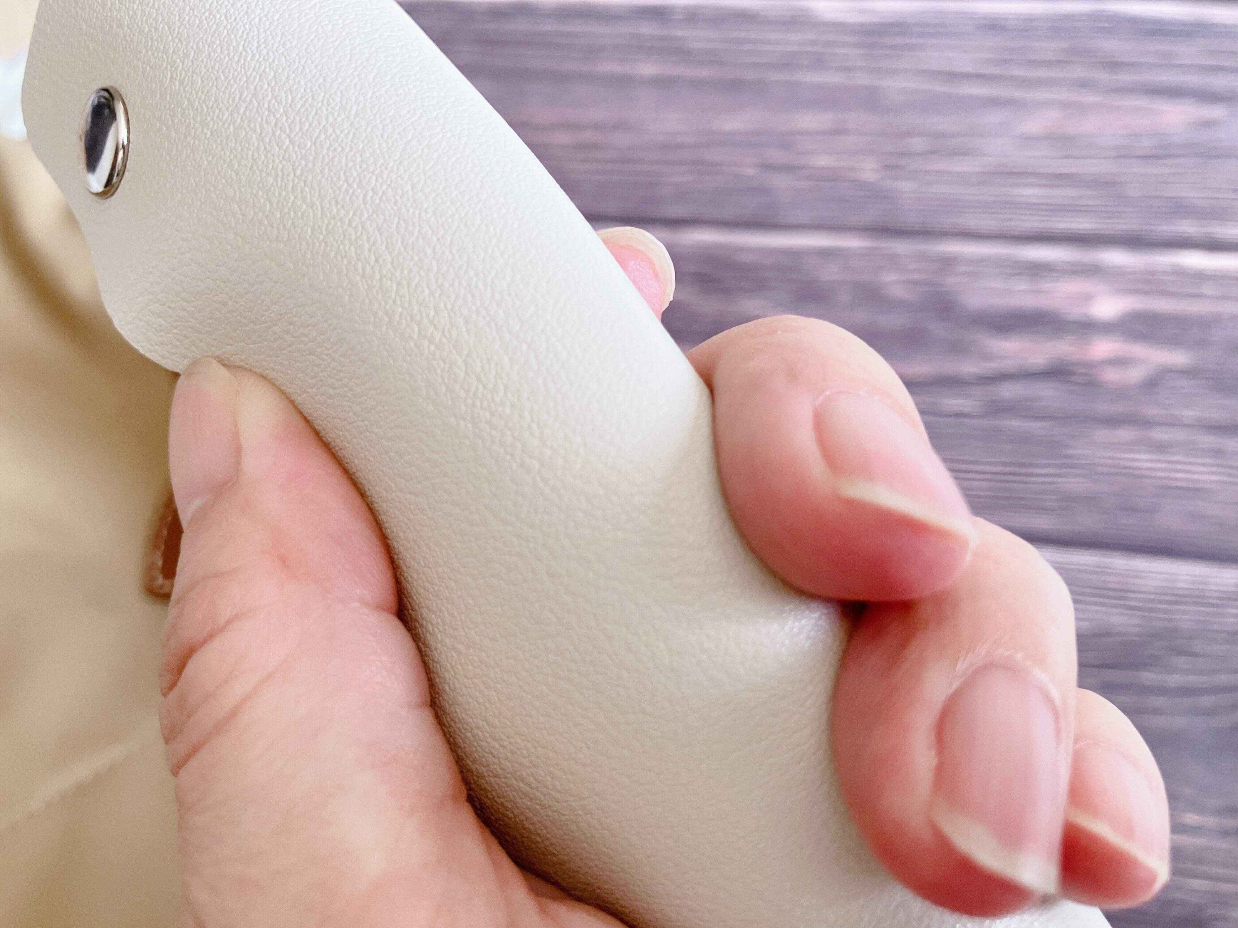 バッグハンドルカバーで握りやすい