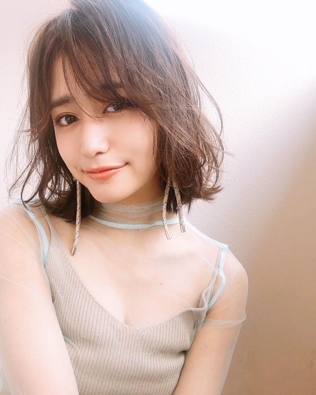 面長をカバーして美人40代に！クセ感のパーマを加えれば面長カバーもバッチリ！