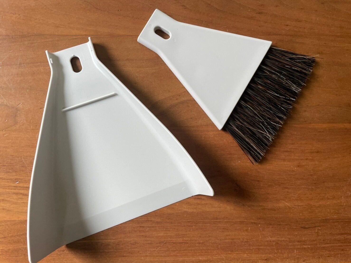 掃除道具には見えないシンプルさ！