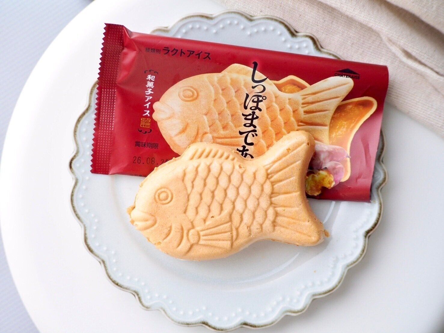 シャトレーゼ「和菓子アイス たい焼き最中 焼き芋 しっぽまであん」商品写真