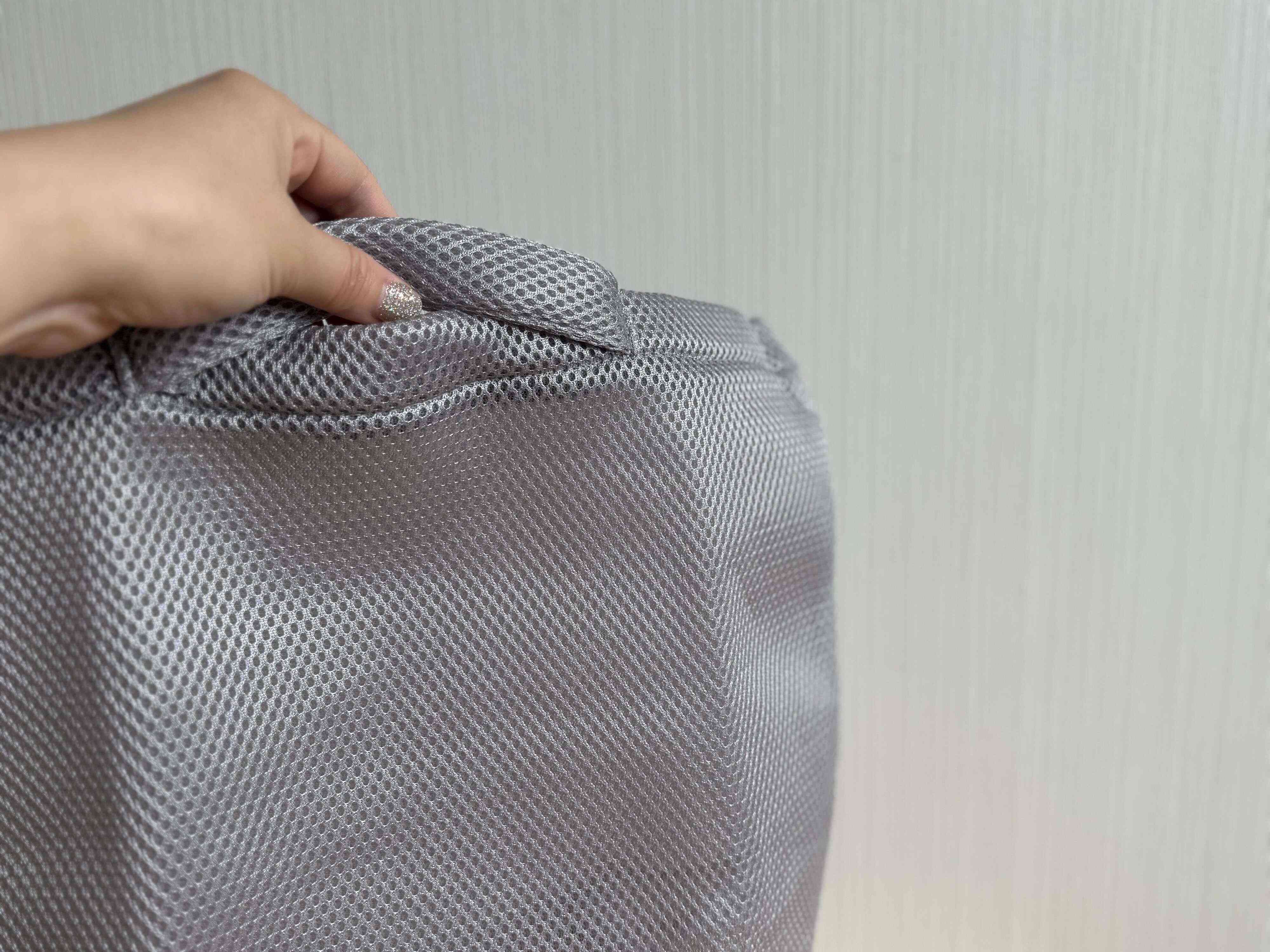 大容量で持ち運びに便利な取っ手付き！