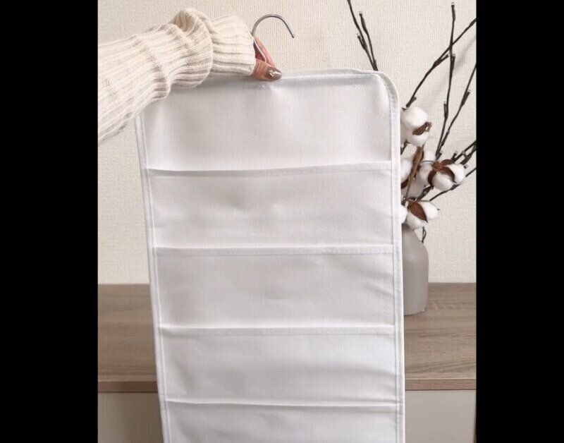【ダイソー】忙しいママ必見！吊り下げシャツ収納