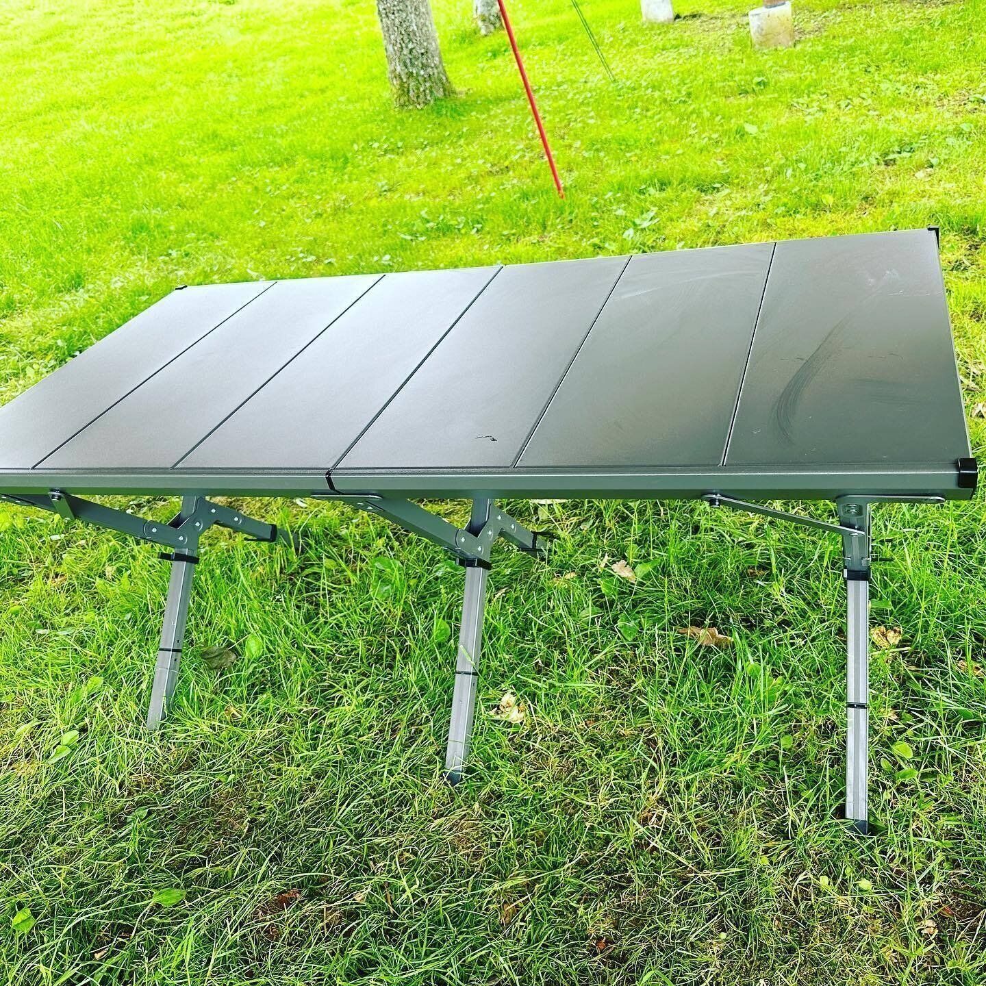 広々と使える！「耐熱アルミキャンピングテーブル」