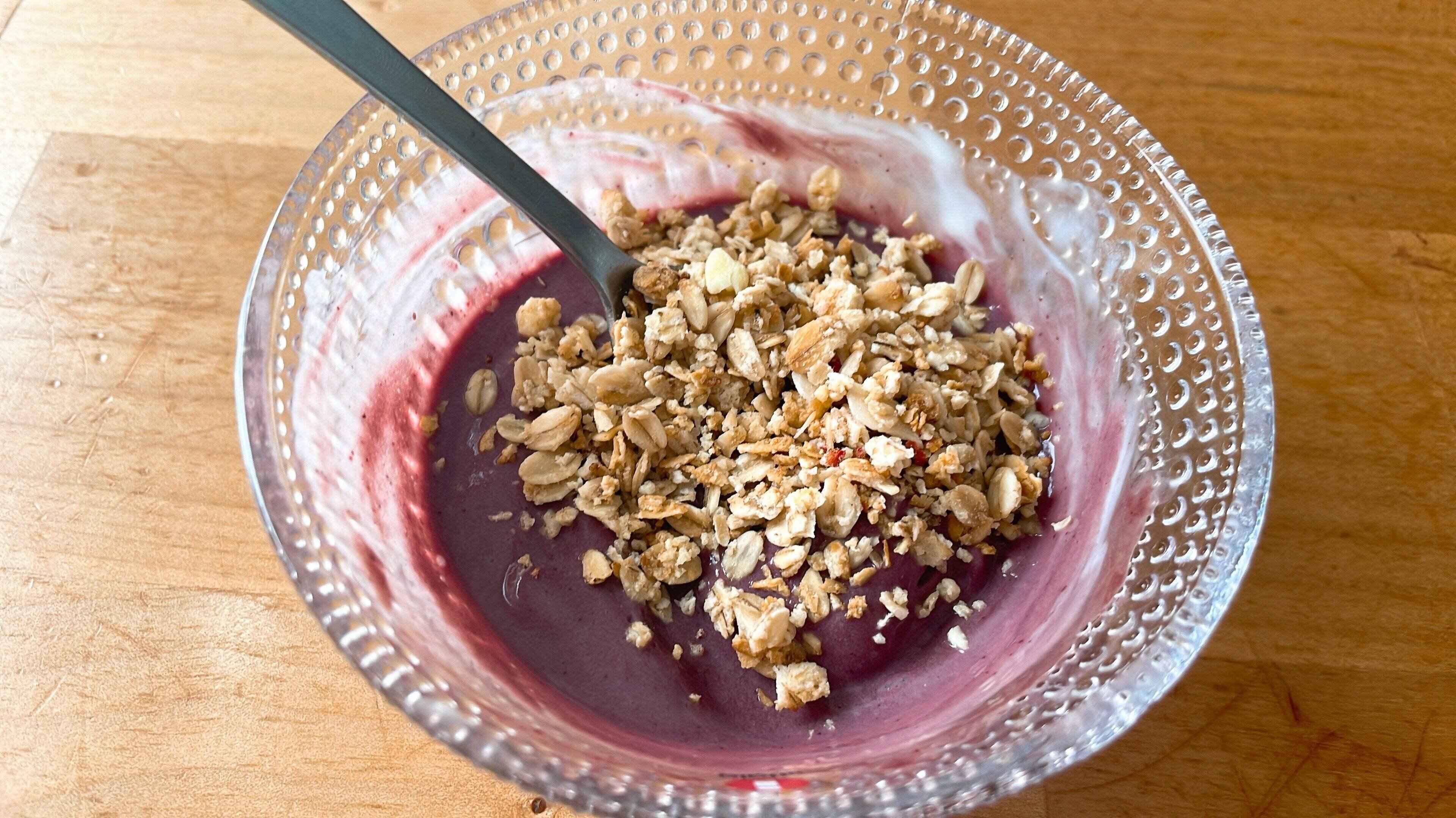 簡単アサイーボウル