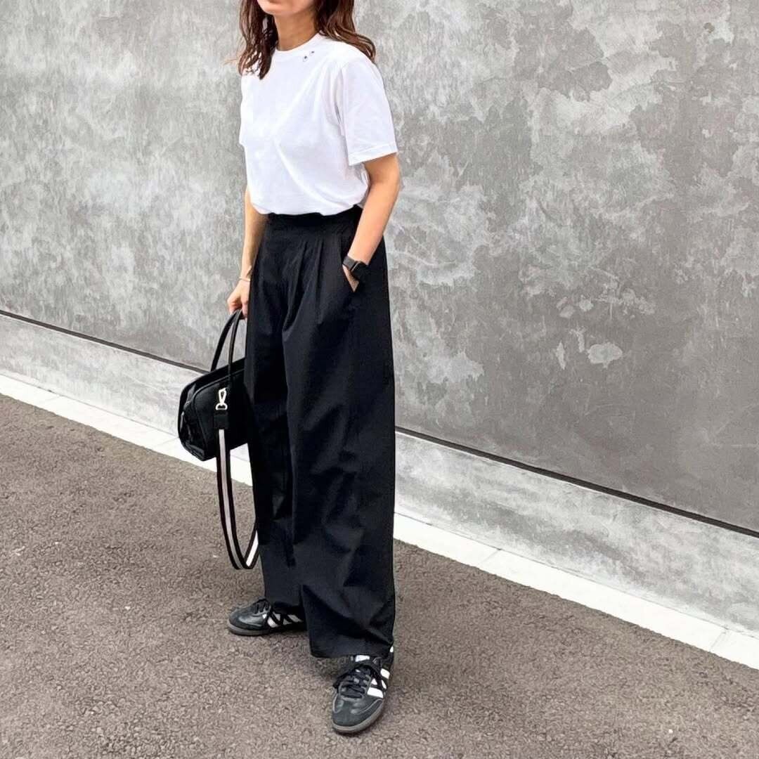 【ユニクロ】可愛い“おめめ”がチラリ！大人気コラボTシャツ＆タンクトップをゲットせよ