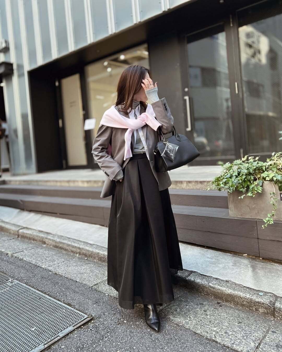 【ユニクロ】30代40代向けシンプルが映える「きれい色ニット」特集