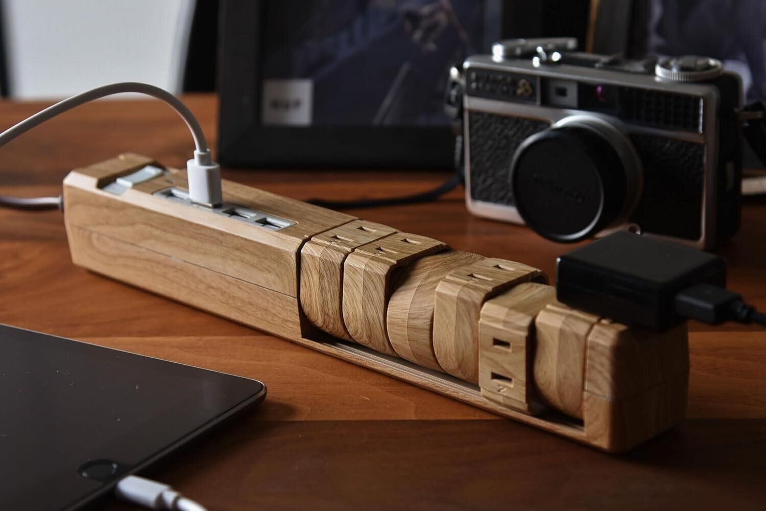 電源タップ　おしゃれ　USB