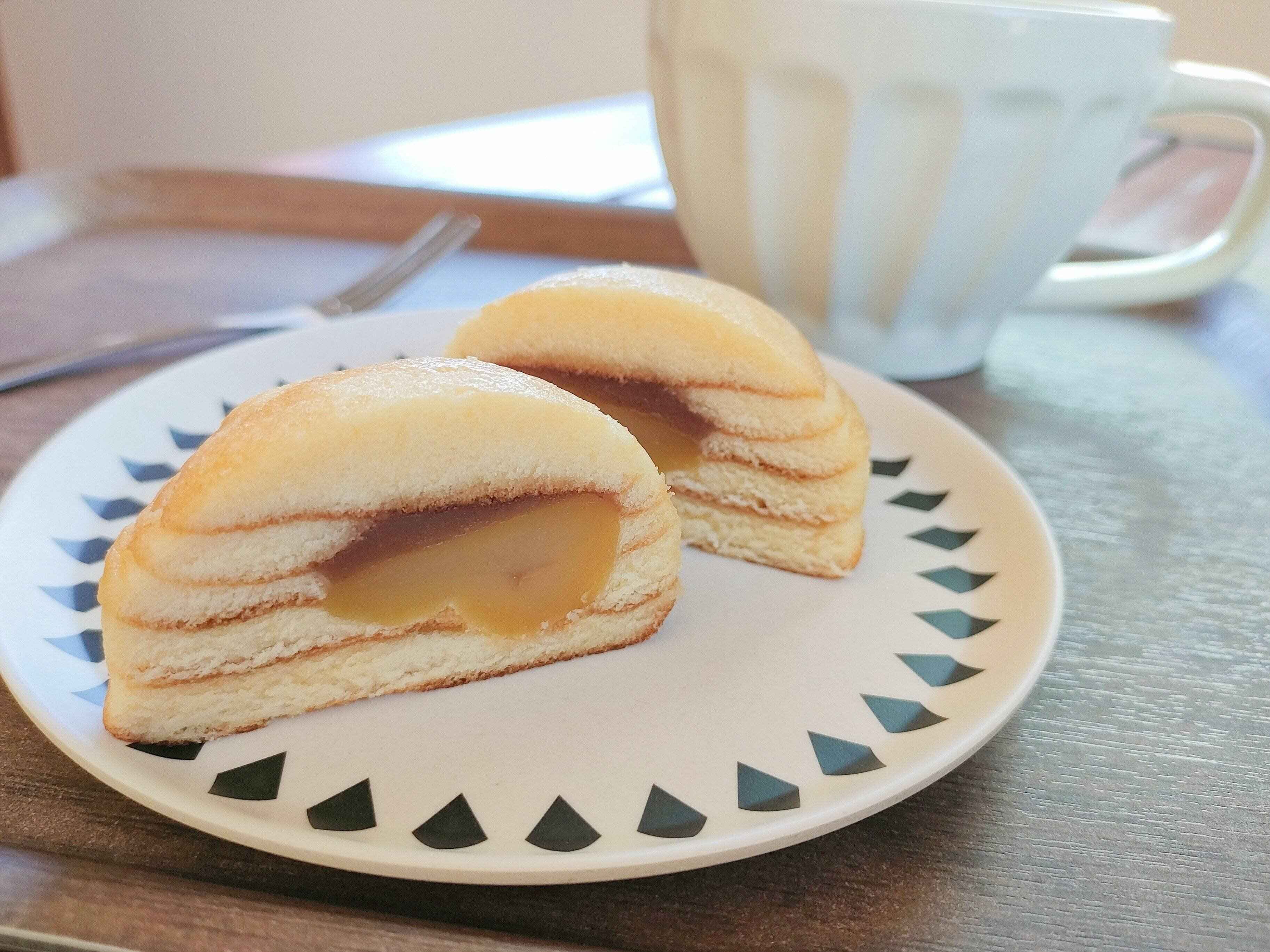 栗バウムを半分にカットした断面