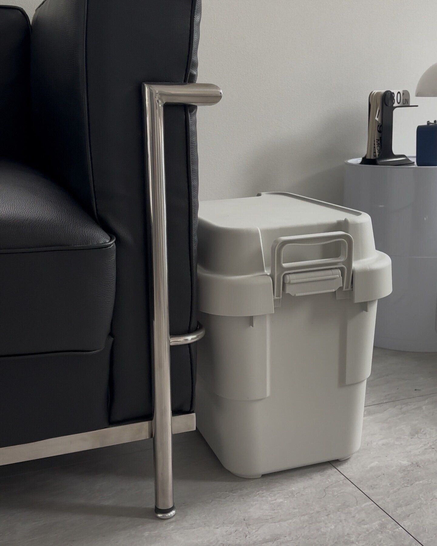 室内でも屋外でも！「再生ポリプロピレン入り　頑丈収納ボックス」