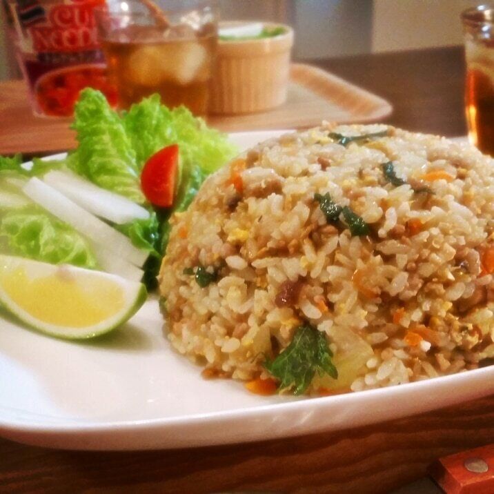 手軽に絶品♬グリーンカレー炒飯 