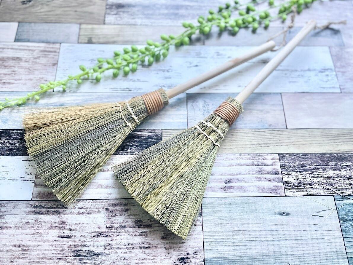 セリアのナチュラルホーキ2本