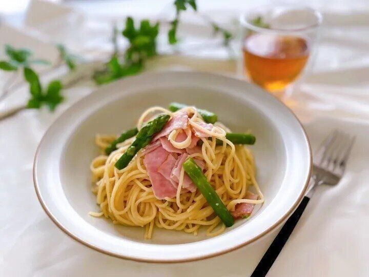 アスパラとベーコンのワンパンパスタ