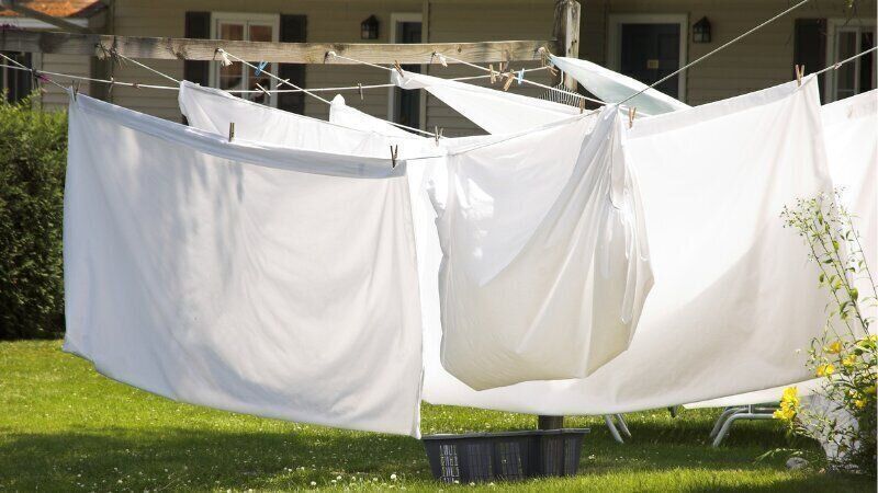 干してあるシーツ
