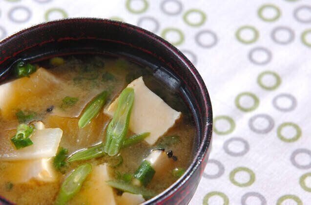 厚揚げのみそ汁