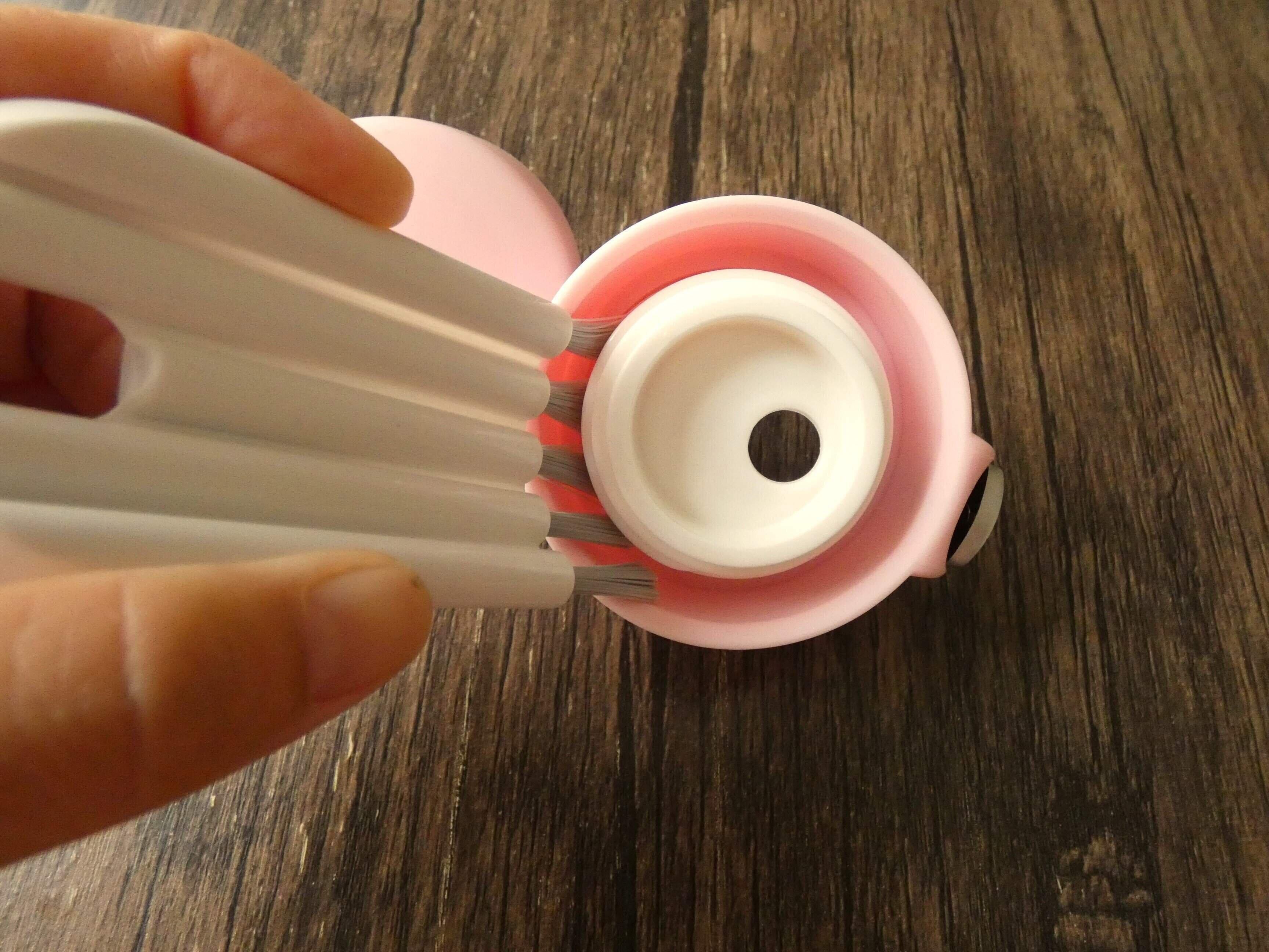 溝や隙間が洗いやすい