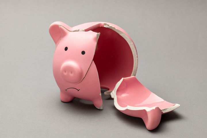 壊れた貯金箱