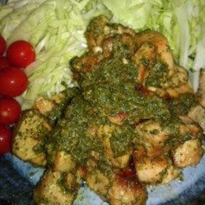 鶏肉のバジルソースあえ