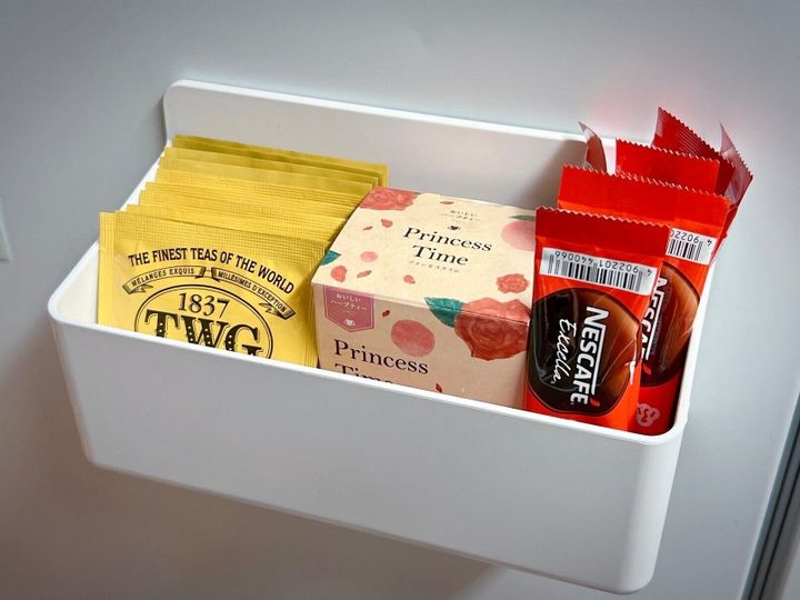 【ダイソー】550円でスッキリ浮かせる収納が完成!浴室、キッチンなどで活躍間違いなし