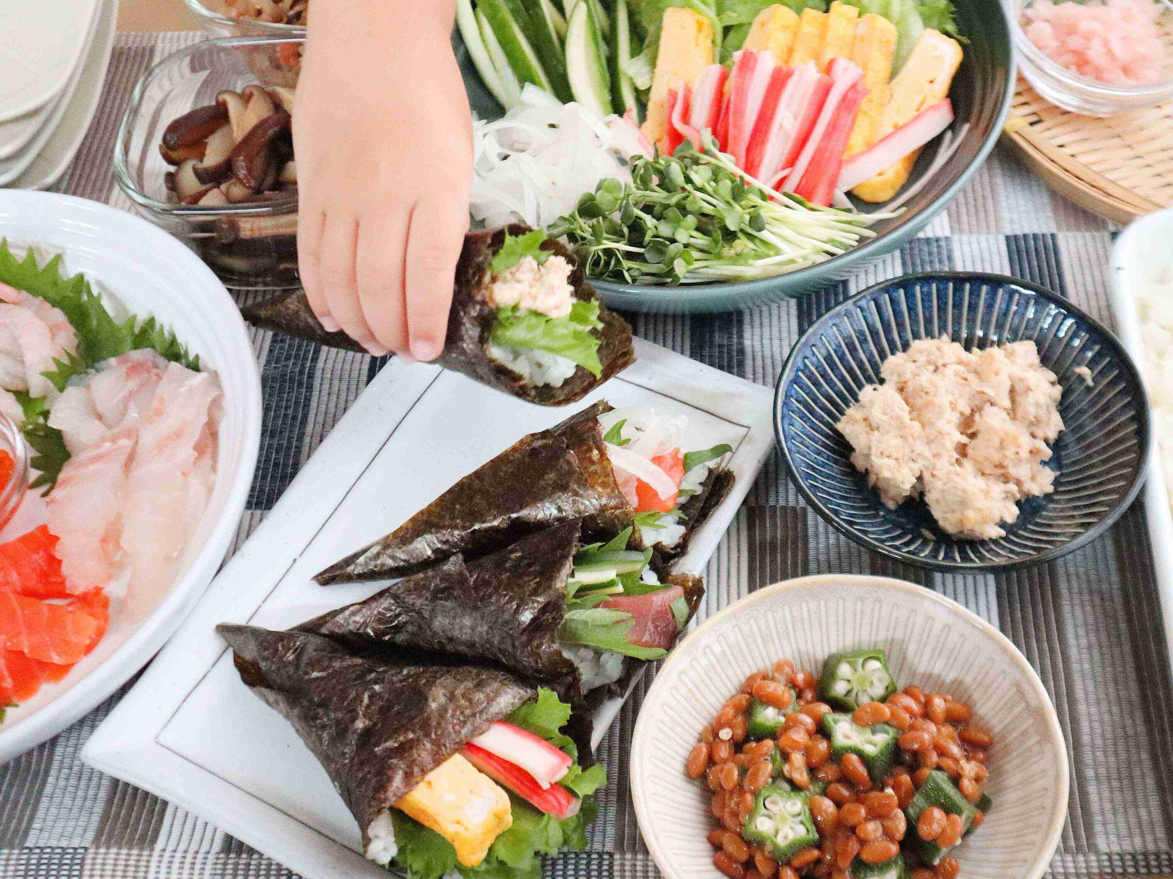 大人も子供も喜ぶ手巻き寿司の作り方！おすすめレシピ9選もご紹介