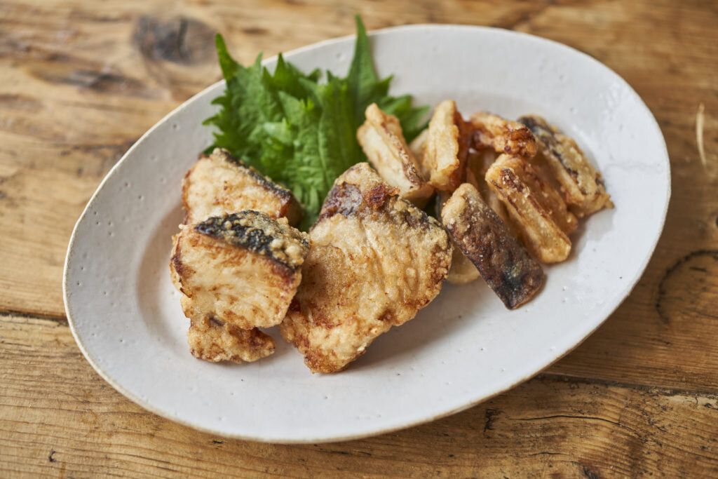 ぶりとれんこんの塩麹竜田揚げ