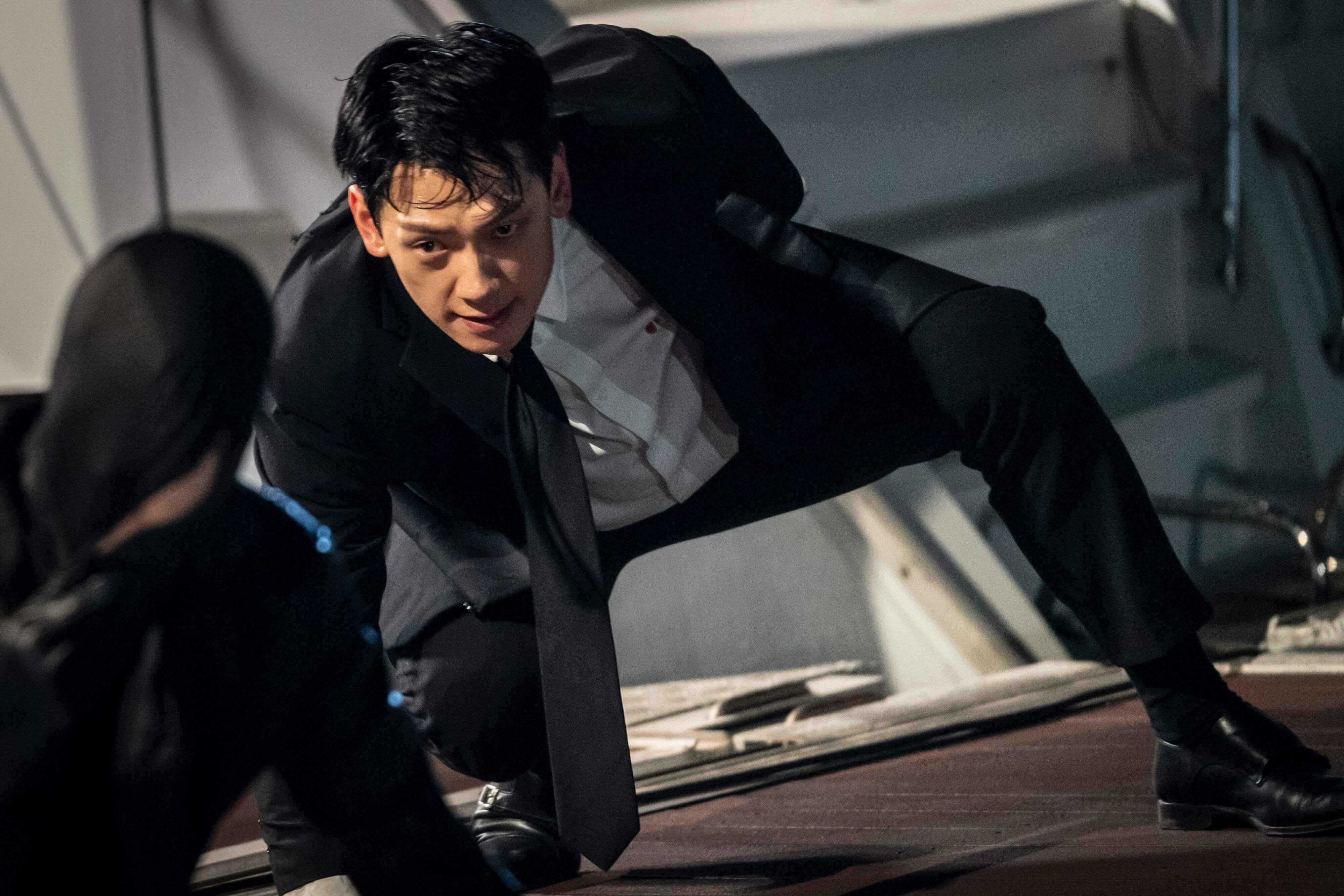 『レッド・スワン』