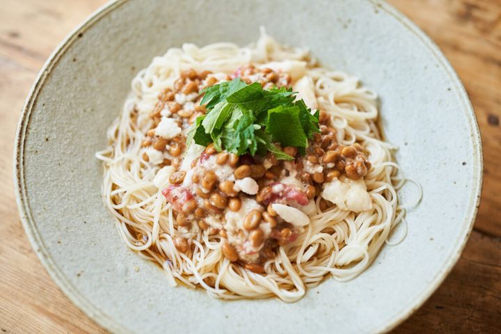 ネバネバで元気に!納豆とろろそうめん