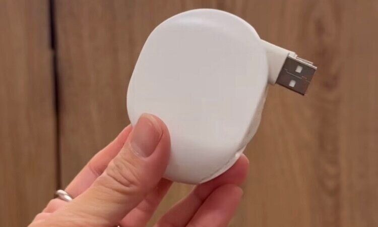 ケーブルもスッキリ