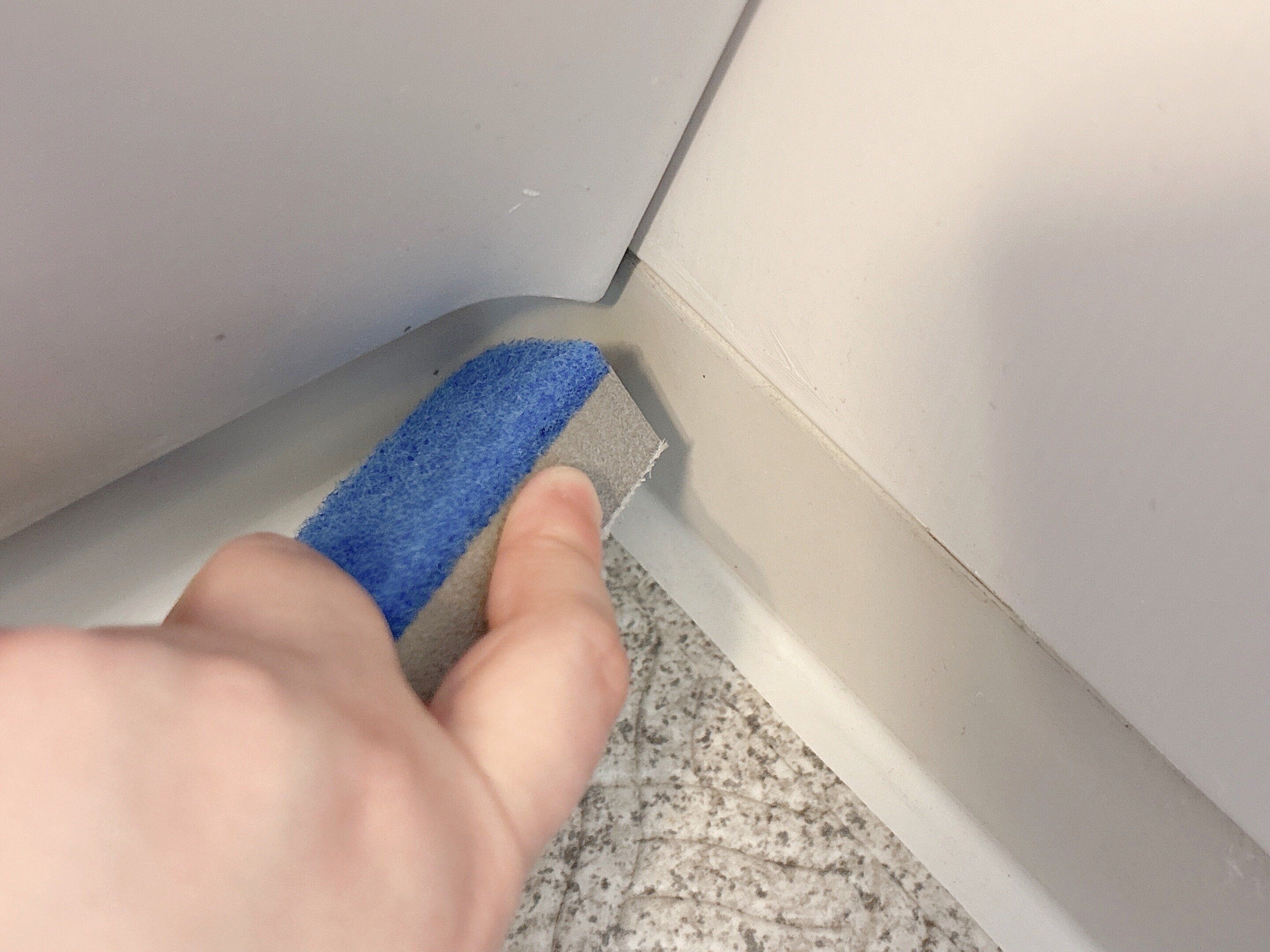 ダイソーカビ落ちくん