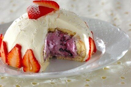 ブルーベリーのドームケーキ