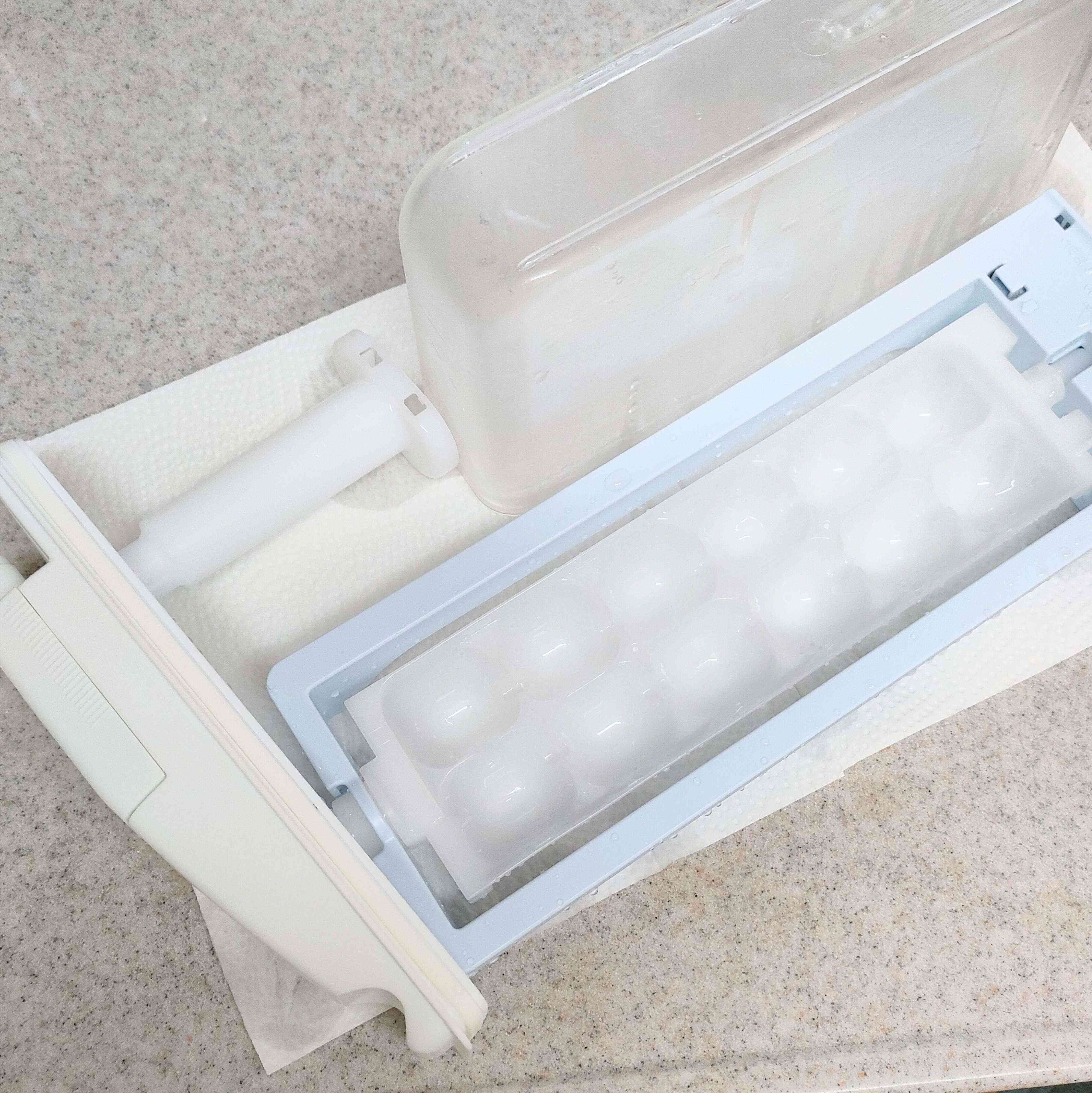 100円ショップセリア 氷Clean（クリーン）