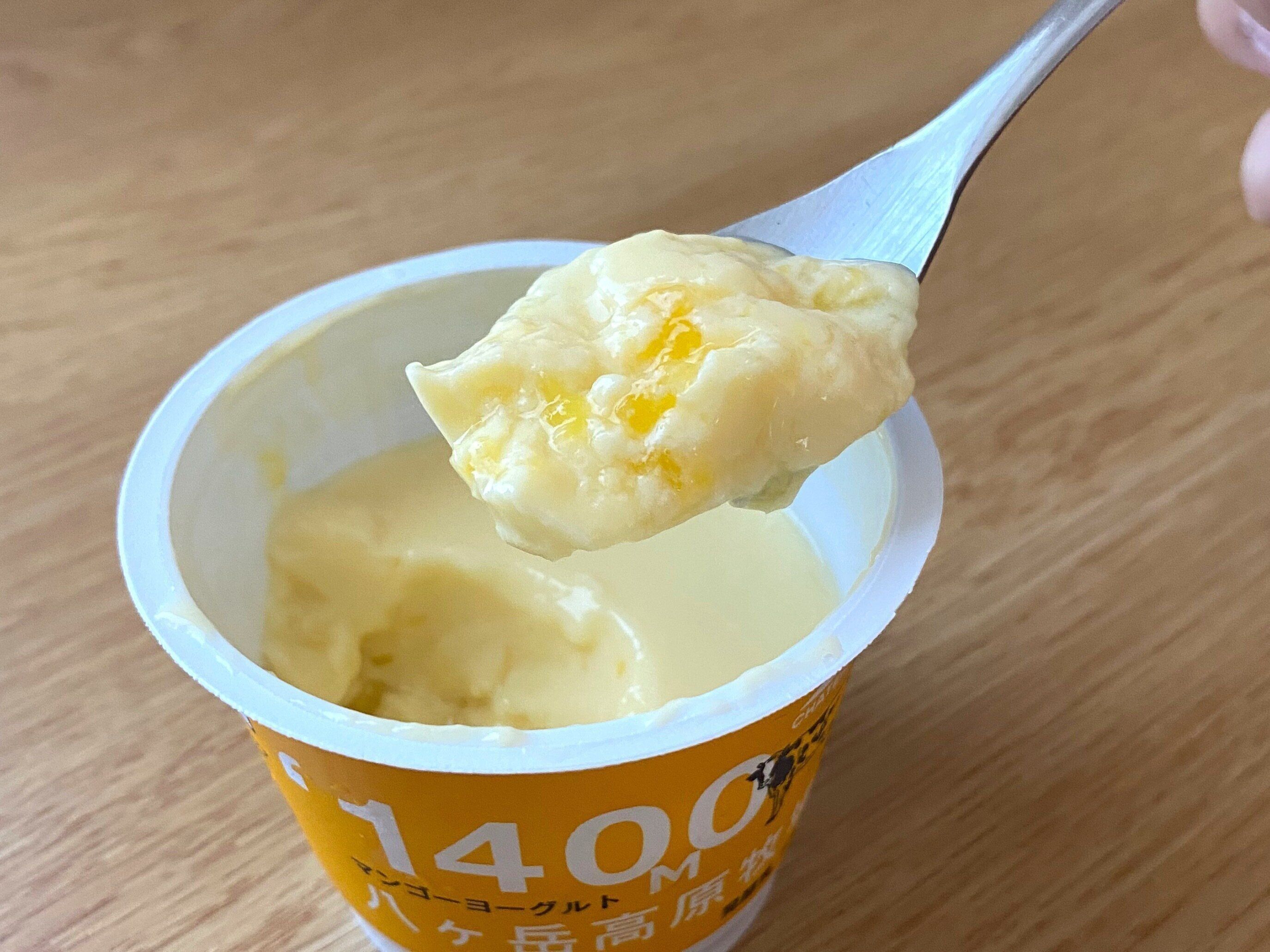 八ヶ岳高原牧場マンゴーヨーグルト