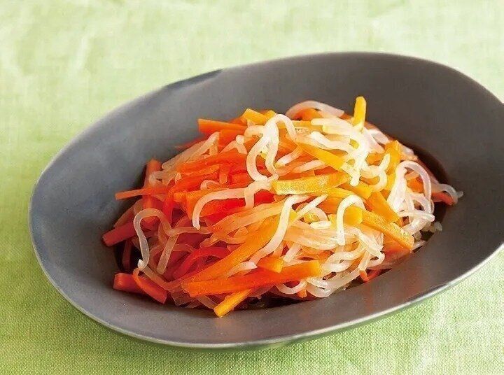 にんじんとしらたきの塩きんぴら