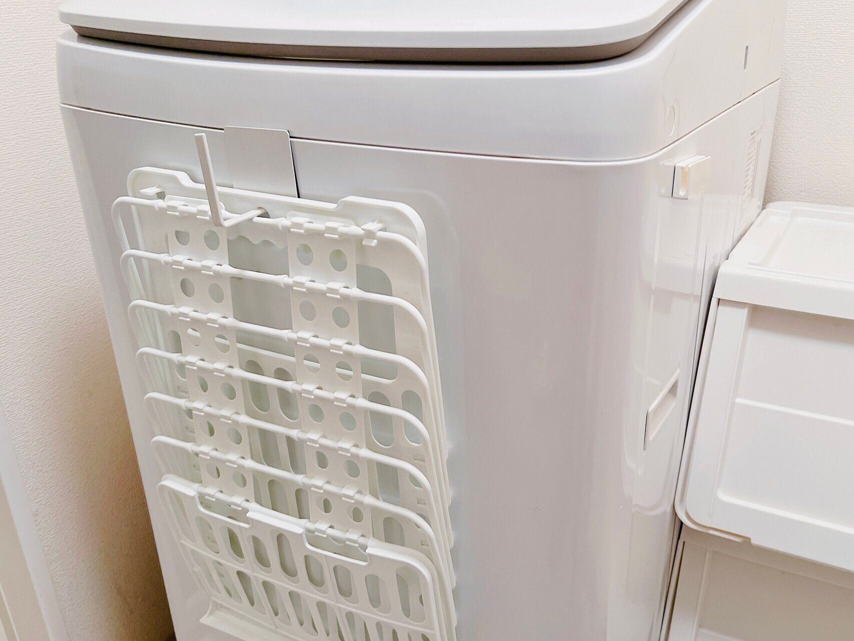 組み立てワンタッチ！ダイソーの折り畳み式ランドリーバスケット