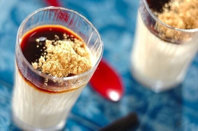 きな粉入り混ぜるだけで簡単パンナコッタ