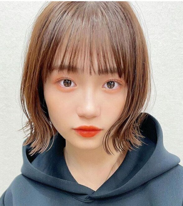 おしゃれな女子高校生のモテるヘアカタログ。手入れが簡単！かわいいベナボブ