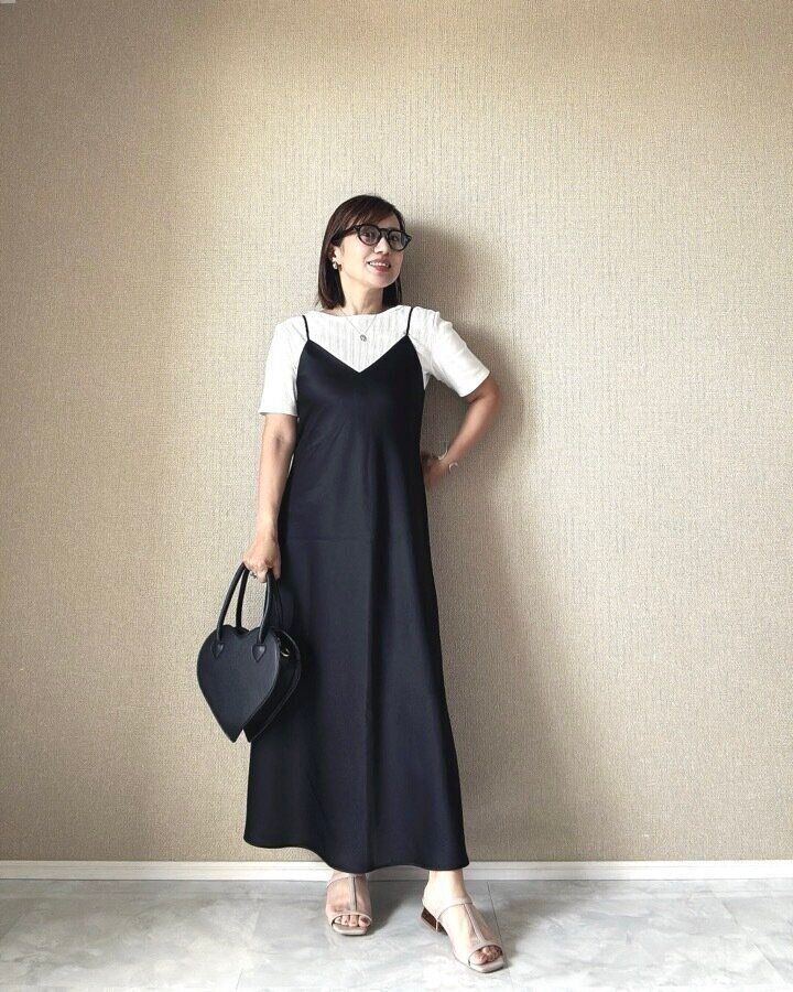 ユニクロ　サテンキャミソールワンピース