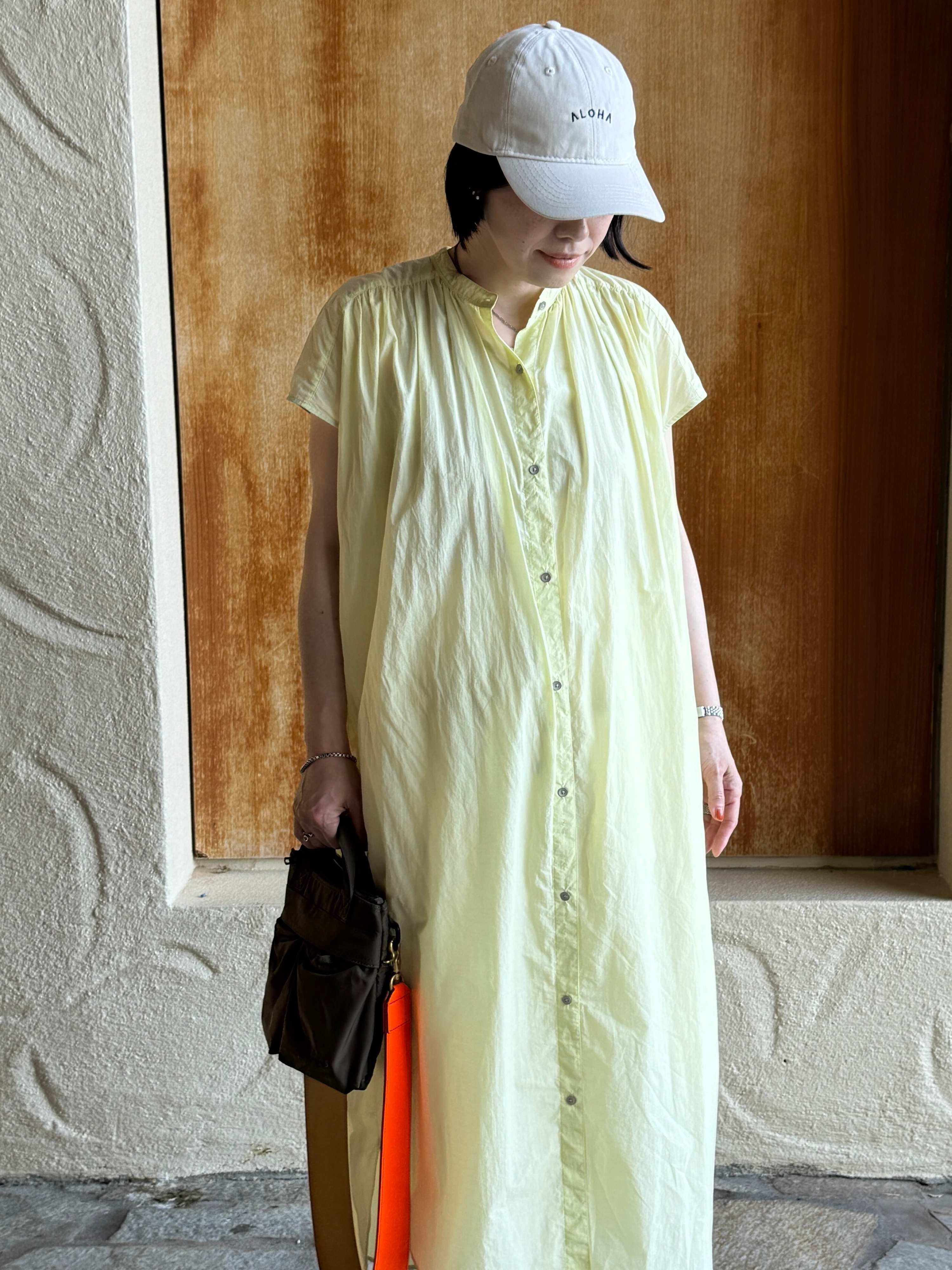 キャップにワンピース