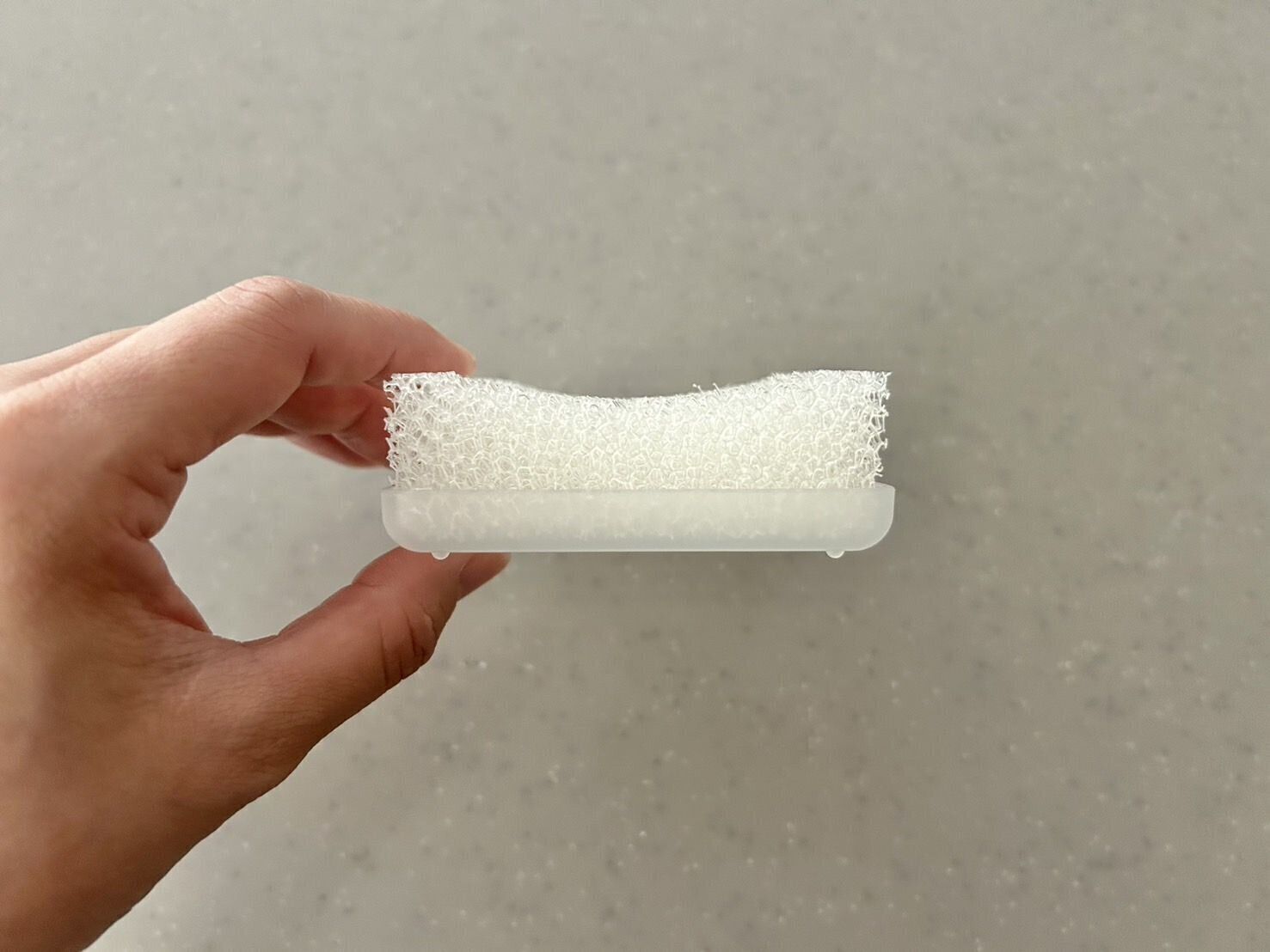 清潔でお手入れ簡単！無印良品の発泡ウレタン石けん置き