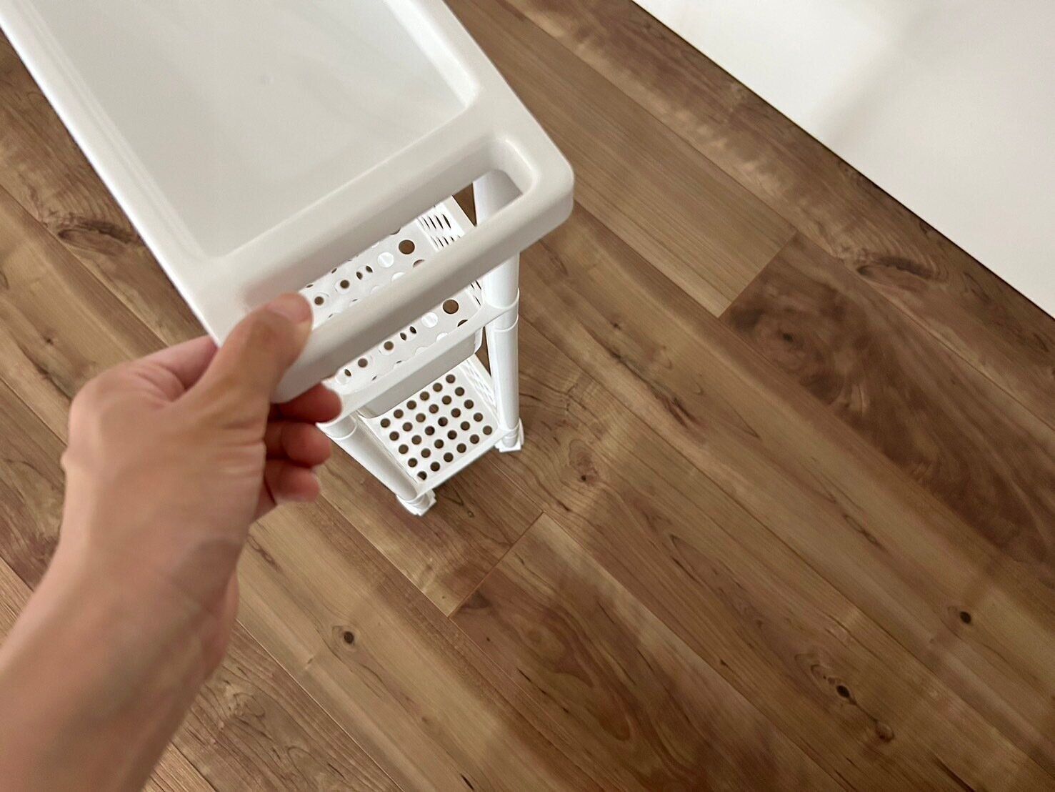 【ダイソー】550円だけど買い！プロもおすすめのスッキリ隙間収納が叶う優秀アイテムを発見