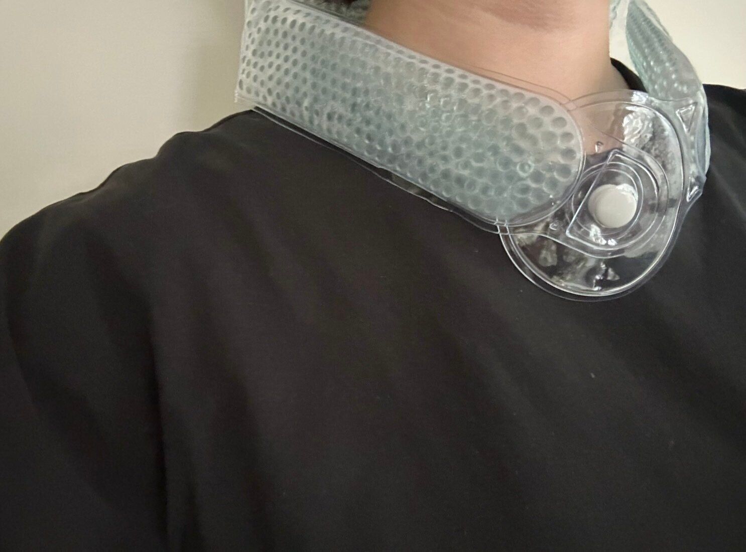 【ダイソー】もはや夏の必需品「ネッククーラー」に“つぶつぶ”が特徴のアイテムが登場