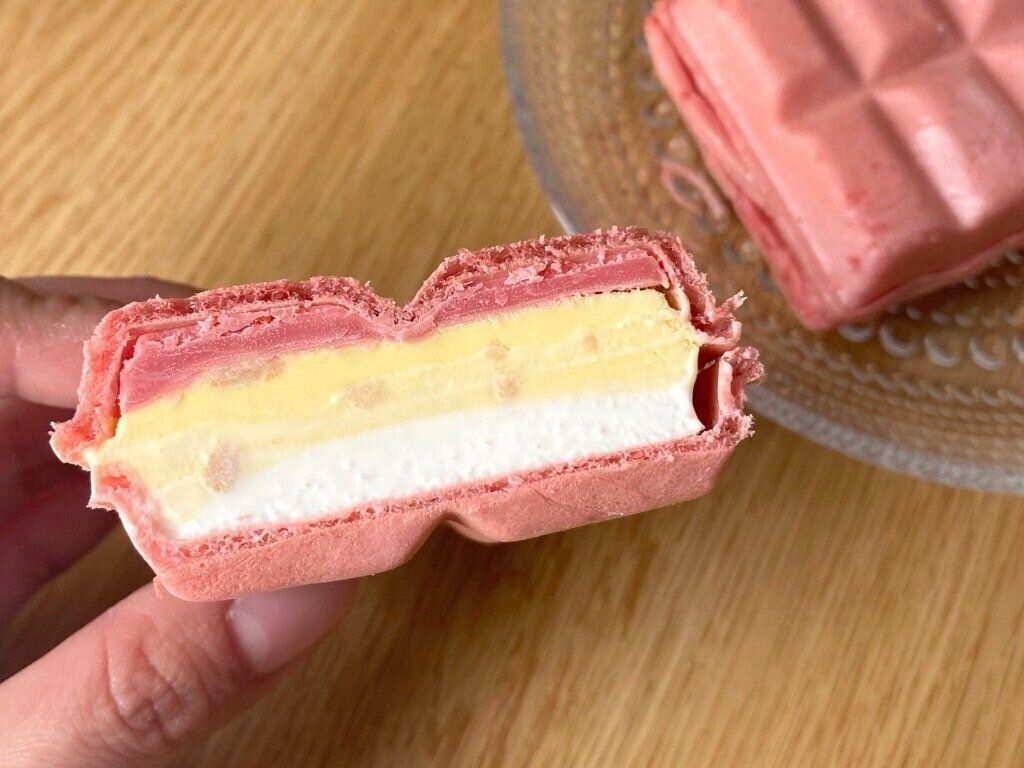 DESSERTモナカガトーフレーズ