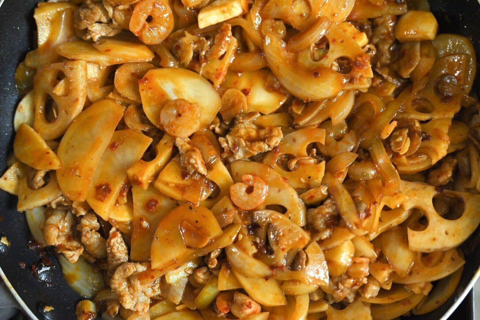 フライパンに入った麻辣香鍋