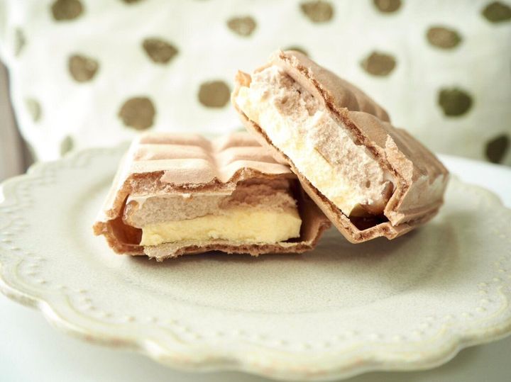 シャトレーゼ「DESSERTモナカ イタリア栗の焼き栗モンブラン」断面写真