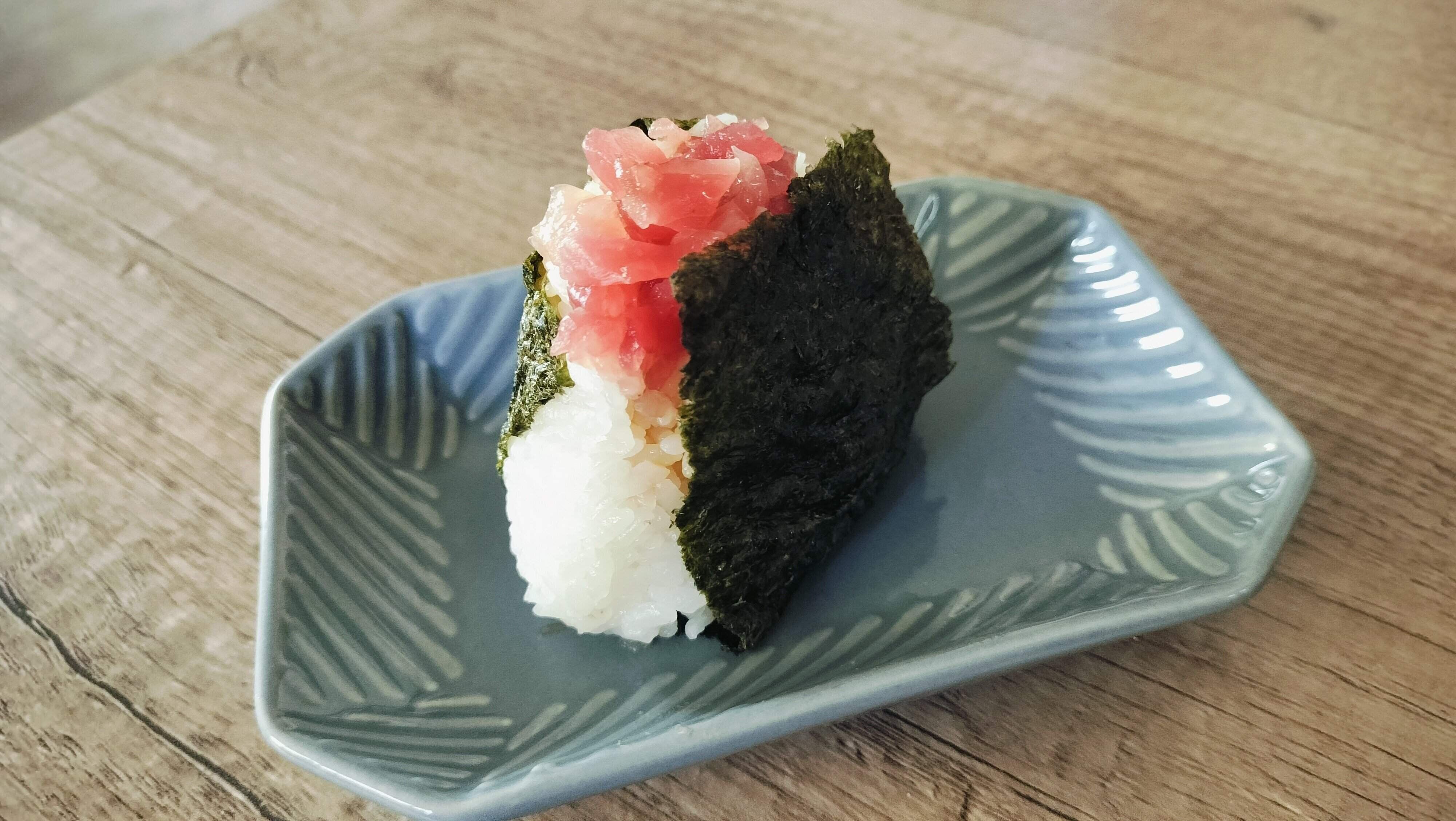 まぐろたたきおにぎり