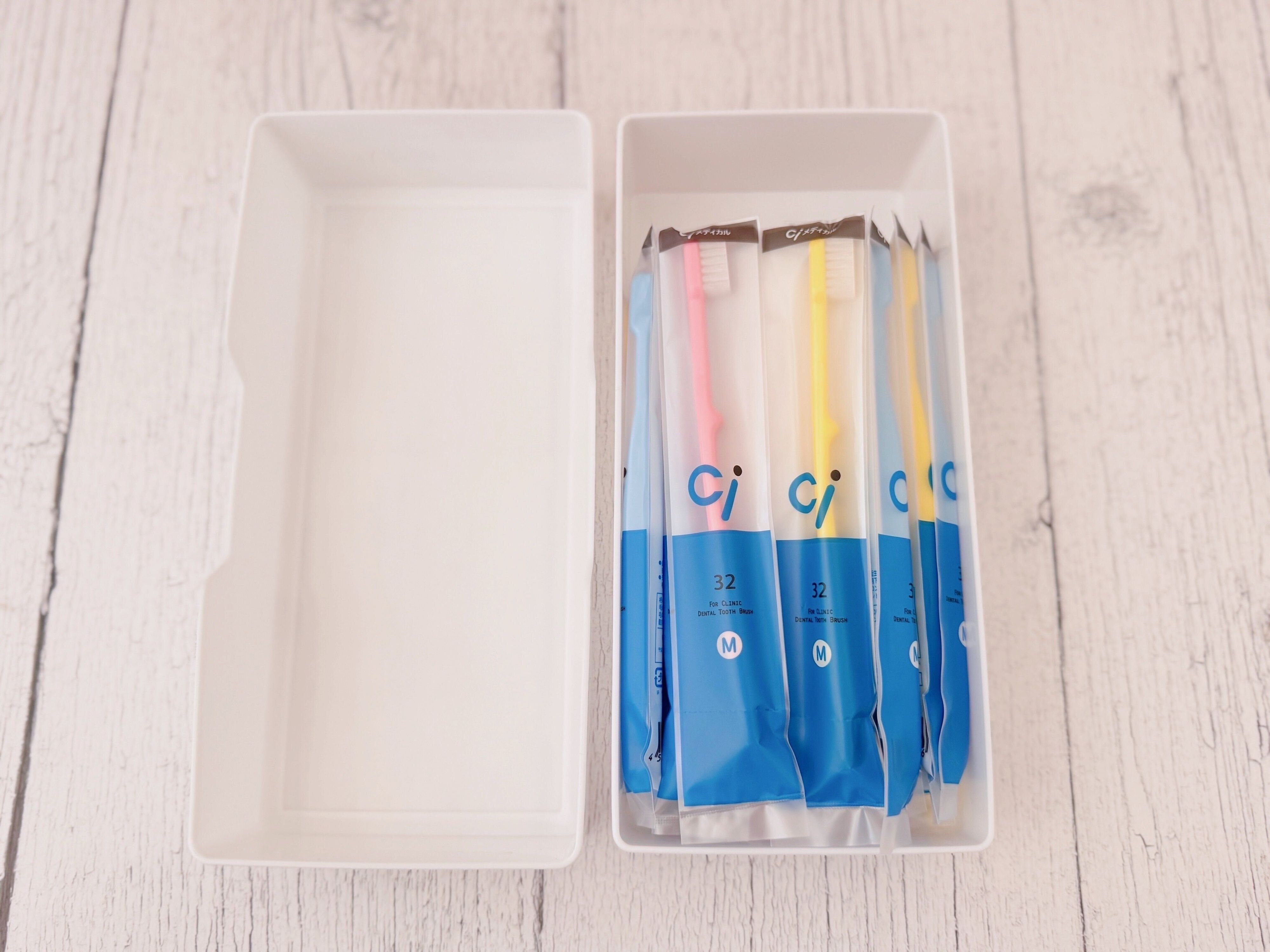 2．歯ブラシストックの収納に