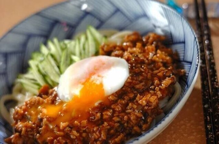 子どもにも人気!辛くないキノコジャージャー麺